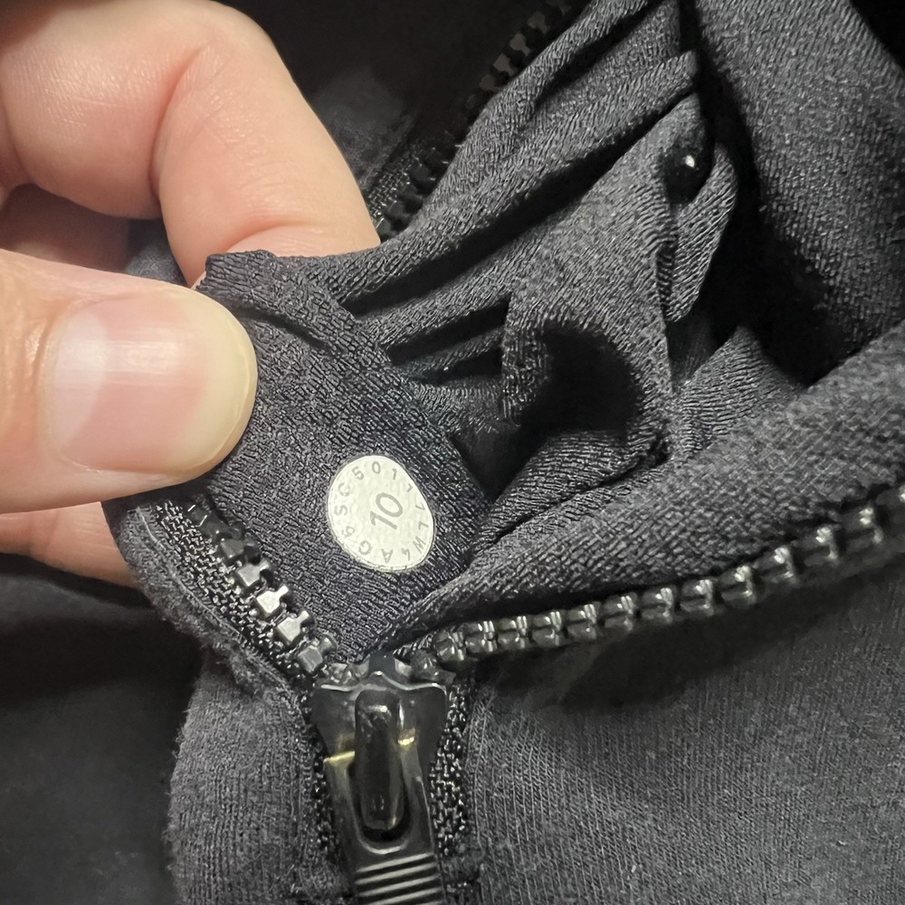 Lululemon Womens NTS Jacket Size 10 Black Soft Full Zip Scrunch Sleeve Outdoors - Picture 5 of 8